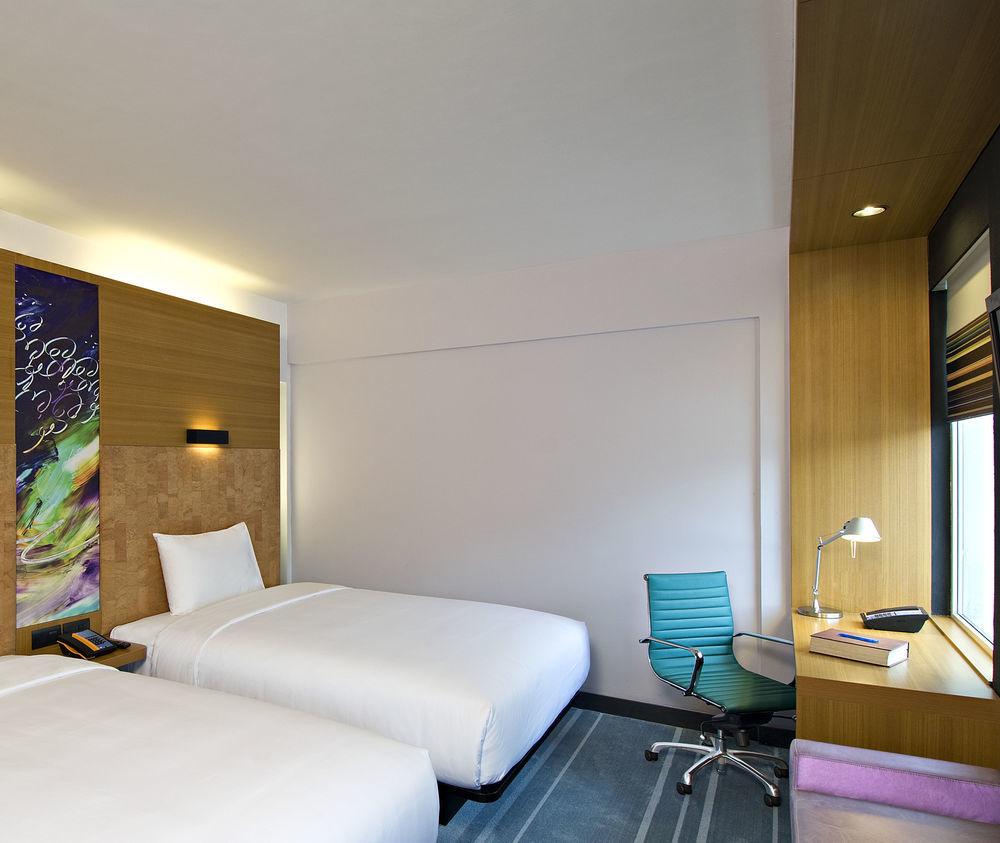 Aloft Bengaluru Whitefield Hotel Exterior photo