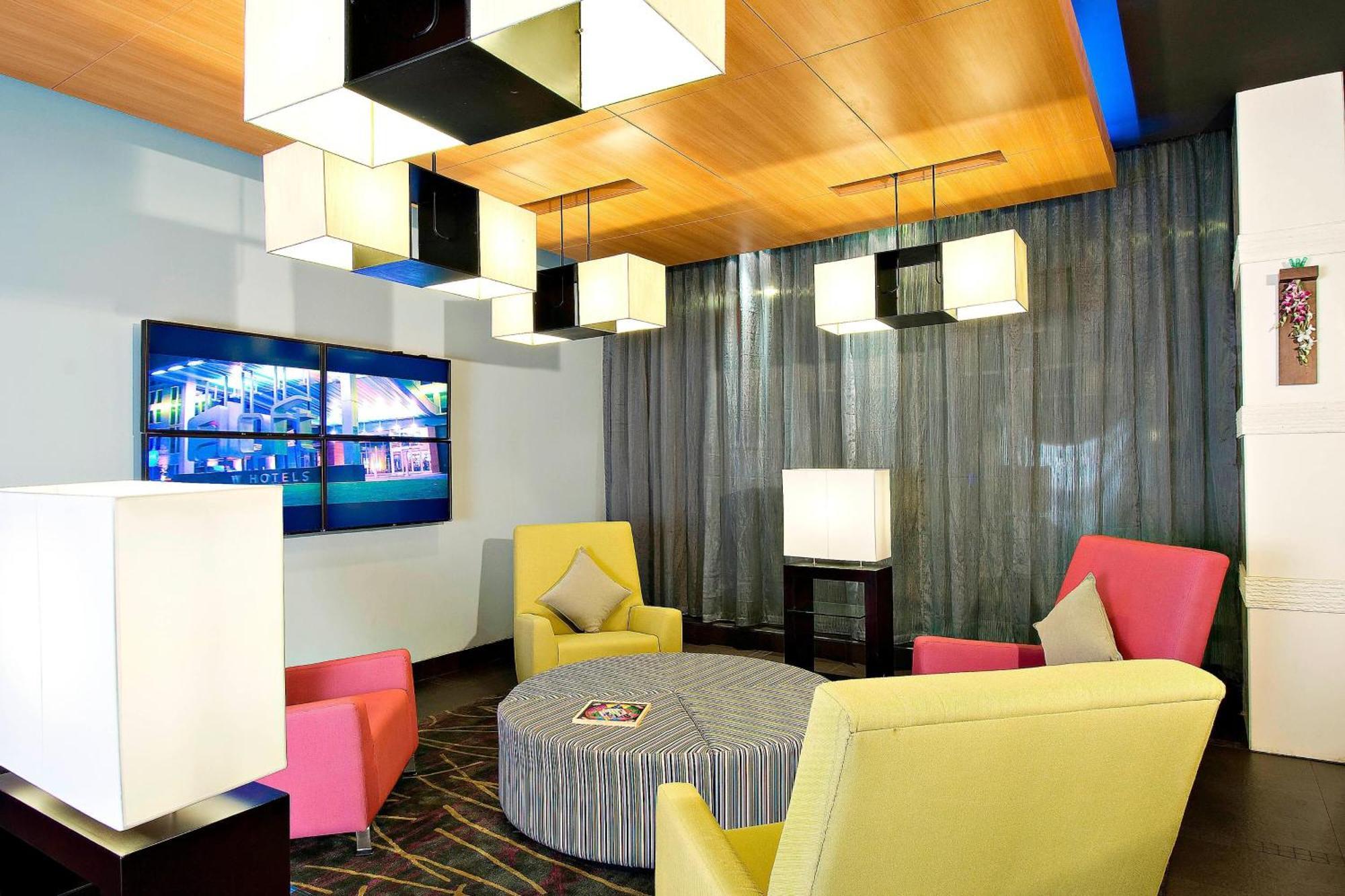 Aloft Bengaluru Whitefield Hotel Exterior photo